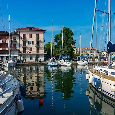 Mobilehomes In Foggia 53446 Village de vacances